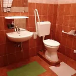 Vendégház Vár-liget Kisnána