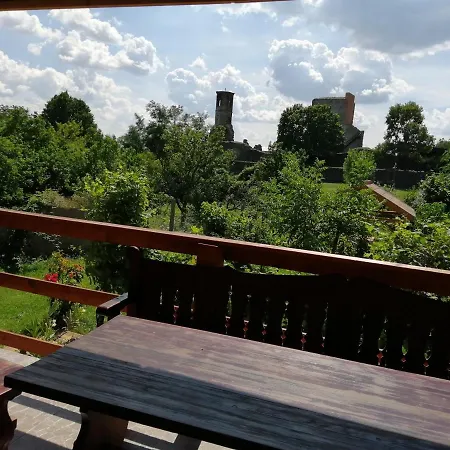 招待所 Var-liget Vendeghaz Kisnána