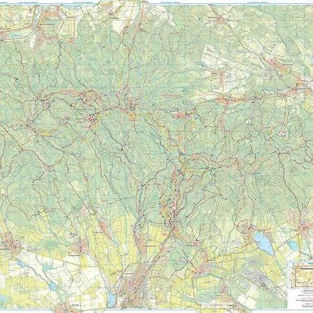 Var-liget Vendeghaz 招待所