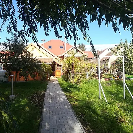 Var-liget Vendeghaz Kisnána