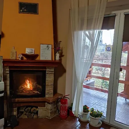 Vár-liget Vendégház Kisnána