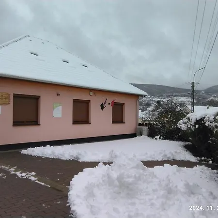 Var-liget Vendeghaz Kisnána