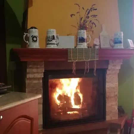 Var-liget Vendeghaz 招待所 4*