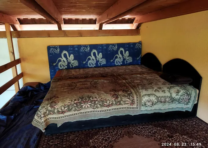 بيت ضيافة Var-liget Vendeghaz 4*